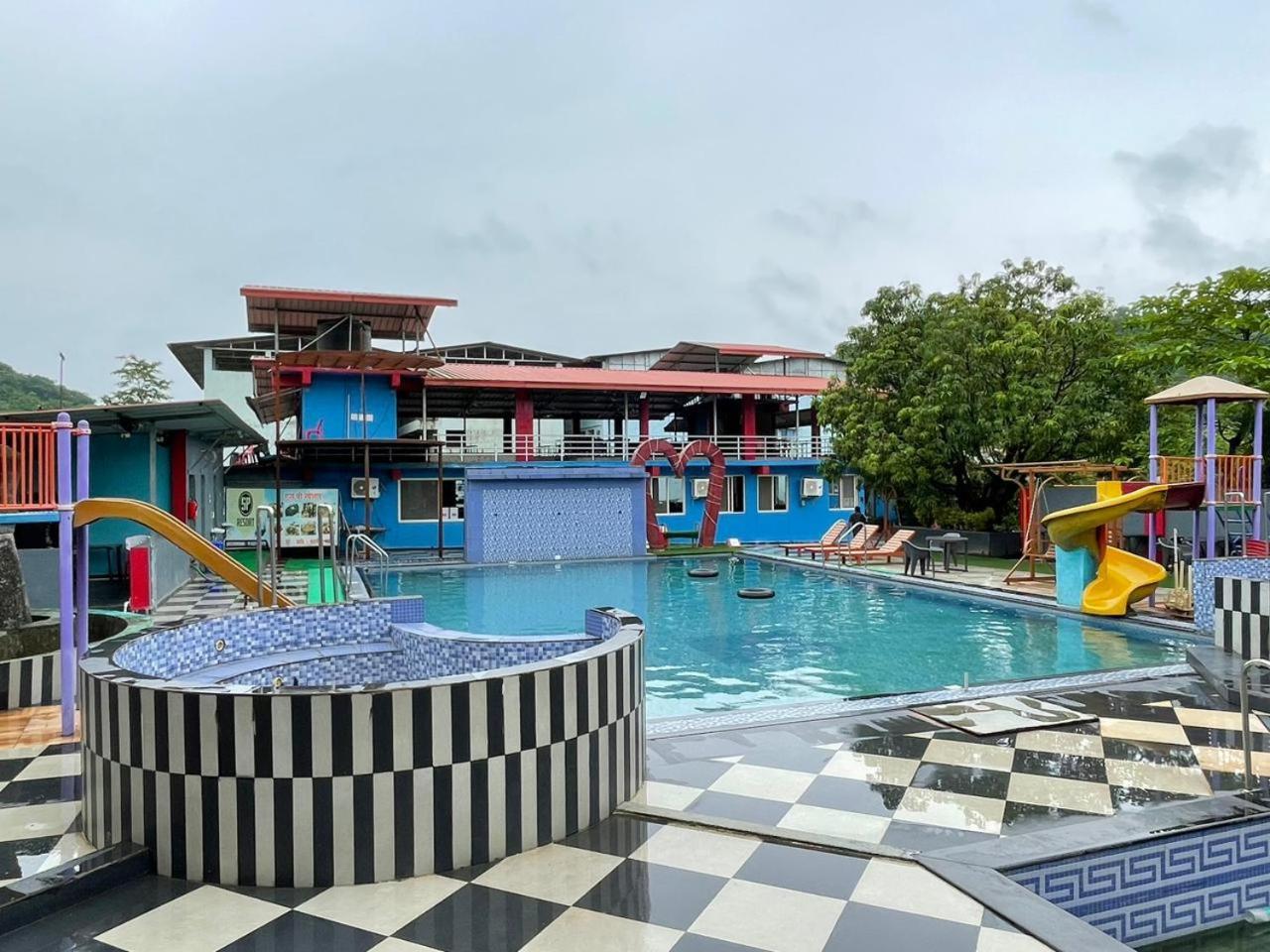 Wayfare Sp Resort Panvel Exterior foto